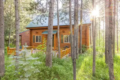 Image de La Maison Rustique at Buffalo River- Close To Yellowstone 里黄石公园很近- 我说中文