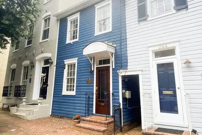 Image de Steps to Usna and Main St with Private Patio and Parking at Historic Gem