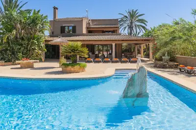 Image de Very spacious house, great outdoor area ideal for relaxing