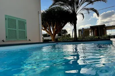 Image de Vacation home with pool and beautiful property