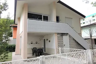 Image de Villa Bianca two-room ground floor apartment 50mt from the sea