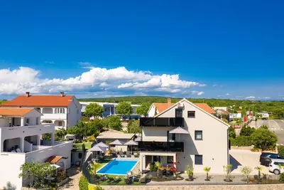 Image de Villa LuiSole - Apartment °1 with heated saltwater pool, family-friendly