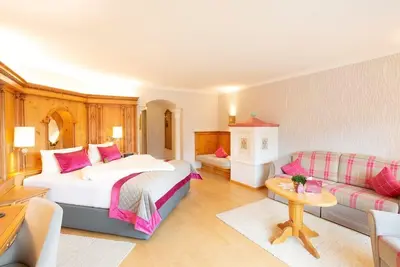 Image de Wellness residence suite approx. 45 m² 1-2 nights - The alpine power place - Alpenrose