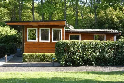 Image de Large chalet for rent in wooded area on border Friesland, Groningen, Drenthe.
