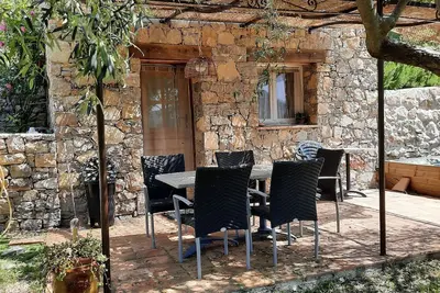 Image de Cabanon pittoresque pour amoureux de la nature