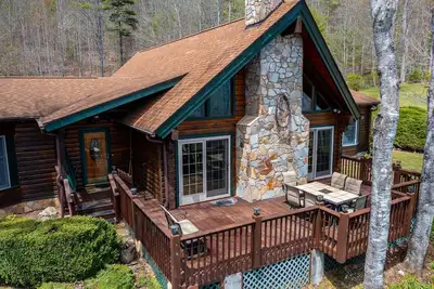 Image de *New Listing* River Front Cabin Near Linville Falls\/Winery Sleeps 16