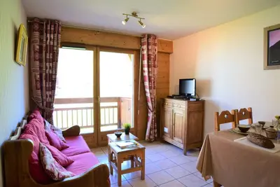 Image de 1er étage, balcon, télévision, casier à ski, 35m², Les 2 Alpes
