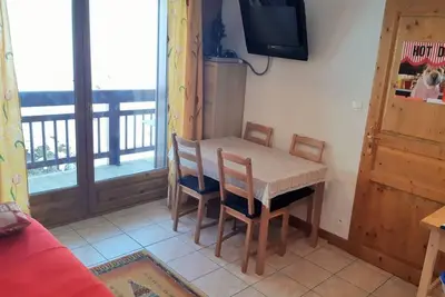 Image de 2ème étage, balcon, télévision, casier à ski, 22m², Les 2 Alpes