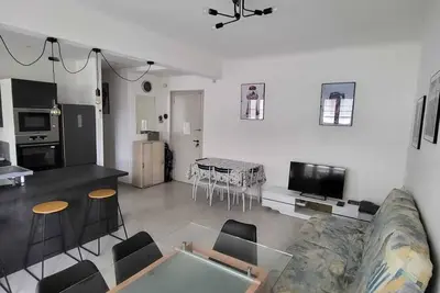 Image de 2 Bedroom Apartment in Antibes