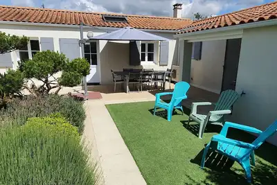 Image de Villa d'Arçay - Classée 4 stars patio intérieur