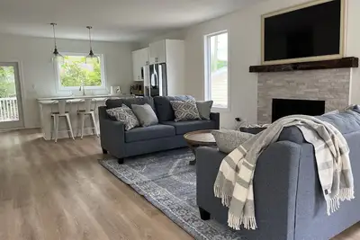 Image de New cottage in Lakeside Chautauqua, Oh Sleeps 12, 3br 2. 5 Bath