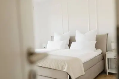 Image de Suite North | Direct waterfront location