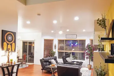 Home Sweet Home - 3BRs, 4Beds, 2. 5BAs @North Phoenix