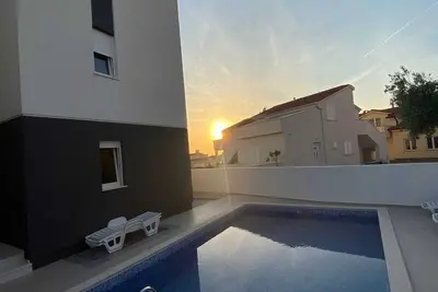 Image de Domino 4 - Appartement premium pour cinq avec piscine