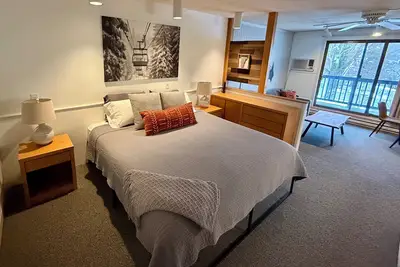 Image de Lovely Ski-in / Ski-out Studio at “Smuggs” ⭐️