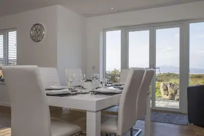 Image de Merveilleuse maison de vacances privée avec Wifi, Tv, animaux admis, vue panoramique et parking