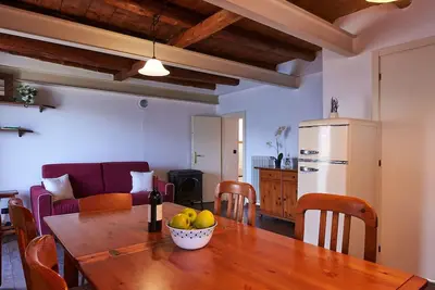 Image de Confortable appartement dans une maison de vacances avec Wifi, Tv, patio, animaux admis et parking