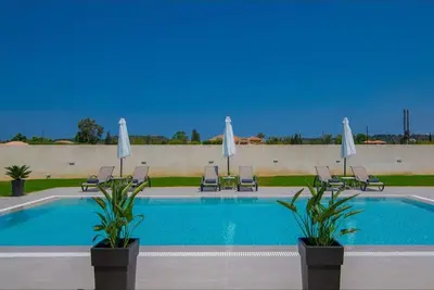 Image de Villa de luxe Nimar - piscine privée