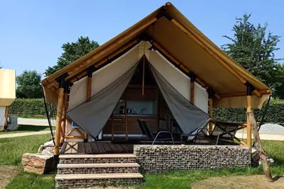 Image de Tente safari avec salle de bain, 9 km de Maastricht