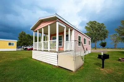 Image de Dogs Welcome! Cottage in Amenity-Filled Currituck Nc Campground (J03)