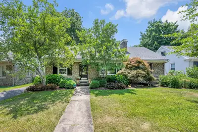 Image de Cute bungalow located in the Fairwood neighborhood of Lexington. #15081244-1