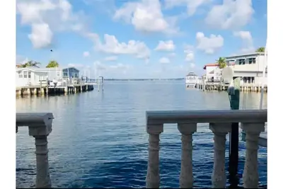 Image de Waterfront Gem! Nightly Sunsets/Beach/Pool 5 Stars! !