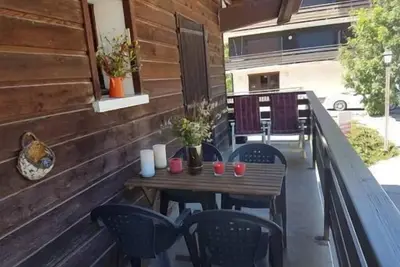 Image de Wifi, 1er étage, vue montagne/pistes de ski, balcon, parking, télévision, casier à ski, 72m²