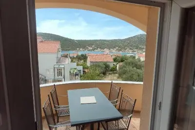 Image de Apartments Vala - One Bedroom Apartment with Balcony and Sea View