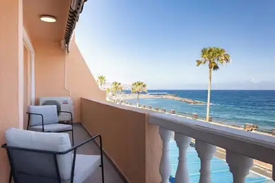 Image de Home2Book Design Sea Views Caletillas, Pool