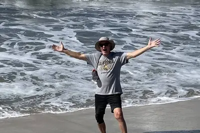 Image de Penthouse with spectacular views. 10 minute walk to beach or art district plaza!