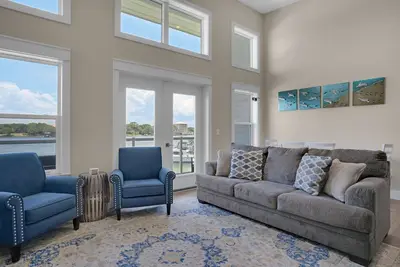 Image de Okaloosa Island-4 Bedroom Townhouse Directly On The Bay--Beach Access Across The Street