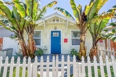 Image de Lbc Paradise bungalow w/Ac -5 min from beach Dog friendly! 🐶