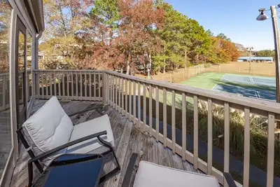 Image de Beautiful New 1 Bedroom Condo