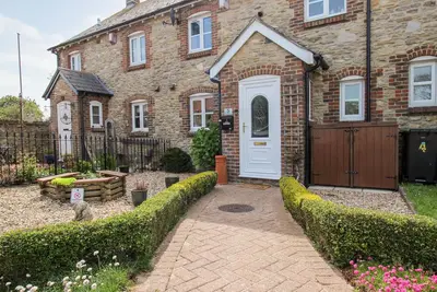 Knapp Cottage, with a garden in Chickerell