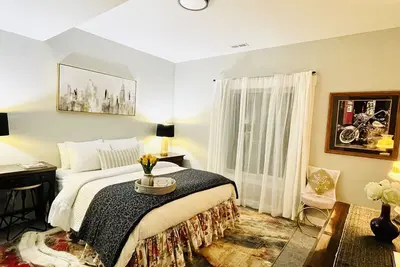 Image de Riverside New Town Homes Basement Infront Russ freeman park