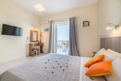 Image de Sea View Apartment 1st Floor - Sole e Mare Family Apts