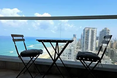 Image de 1603 Lovely Go apartment with balcony and sea view