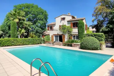 Image de Superbe villa familiale sur la côte d'Azur!