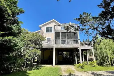 Image de Nicely Secluded Home, Short Stays Allowed