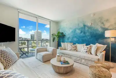 Image de One Bedroom Condo King Bed With City Views