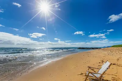 Image de Waipouli Beach Resort E301 2 Bdm, 3 Bath - Beautiful Sleeping Giant Mountain View!