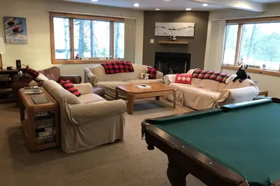 Image de Okemo Family Ski House - Sleeps 13 - Walk to Sachem trail - 100 yds