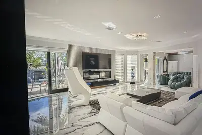Image de villa 5 minutes away from beach