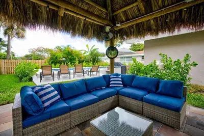 Image de Tradewind Estate: Entertainment Loft & Heated Saltwater Pool!