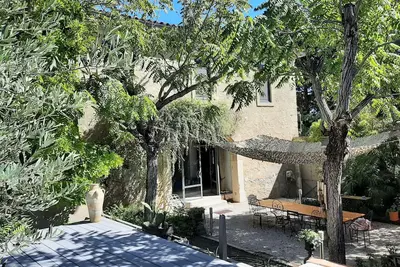 Image de Maison de charme  et loft dans un chateau 17eme