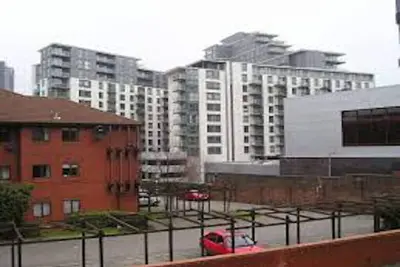 Image de Bright and spacious one bed apartment located next to the