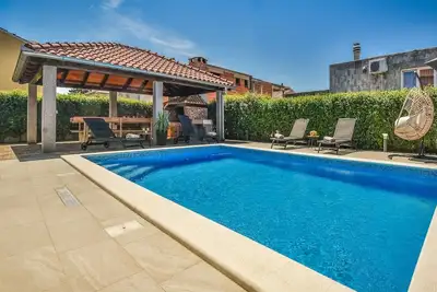Image de Belle maison de vacances privée avec climatisation, Wifi, piscine privée, Tv, terrasse et parking