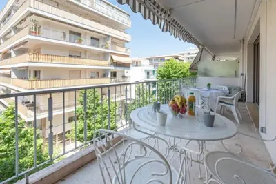 Le Valencia by Interhome
