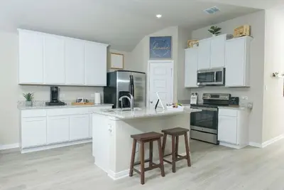 Image de Gorgeous new home! Near SeaWorld, Six Flags, Riverwalk & Lafb!