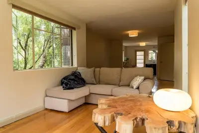 Image de The Augusta Minutes to Vibrant North Hobart